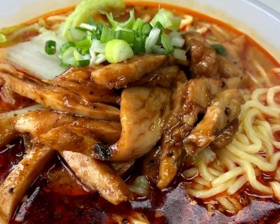 黑椒鸡肉面 Chicken Breast and Black Pepper Sauce with Soup